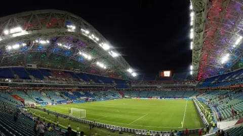 [流言板]英超知名人物JZX涉嫌性侵未成年，双方说法不一引发热议91回应