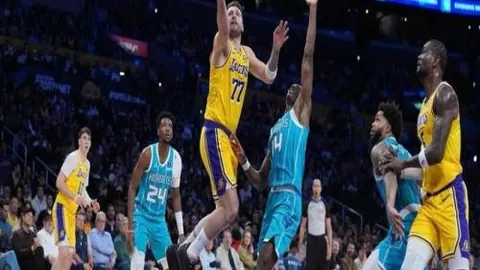 希腊超联赛精彩纷呈，每一场戏码都扣人心弦！